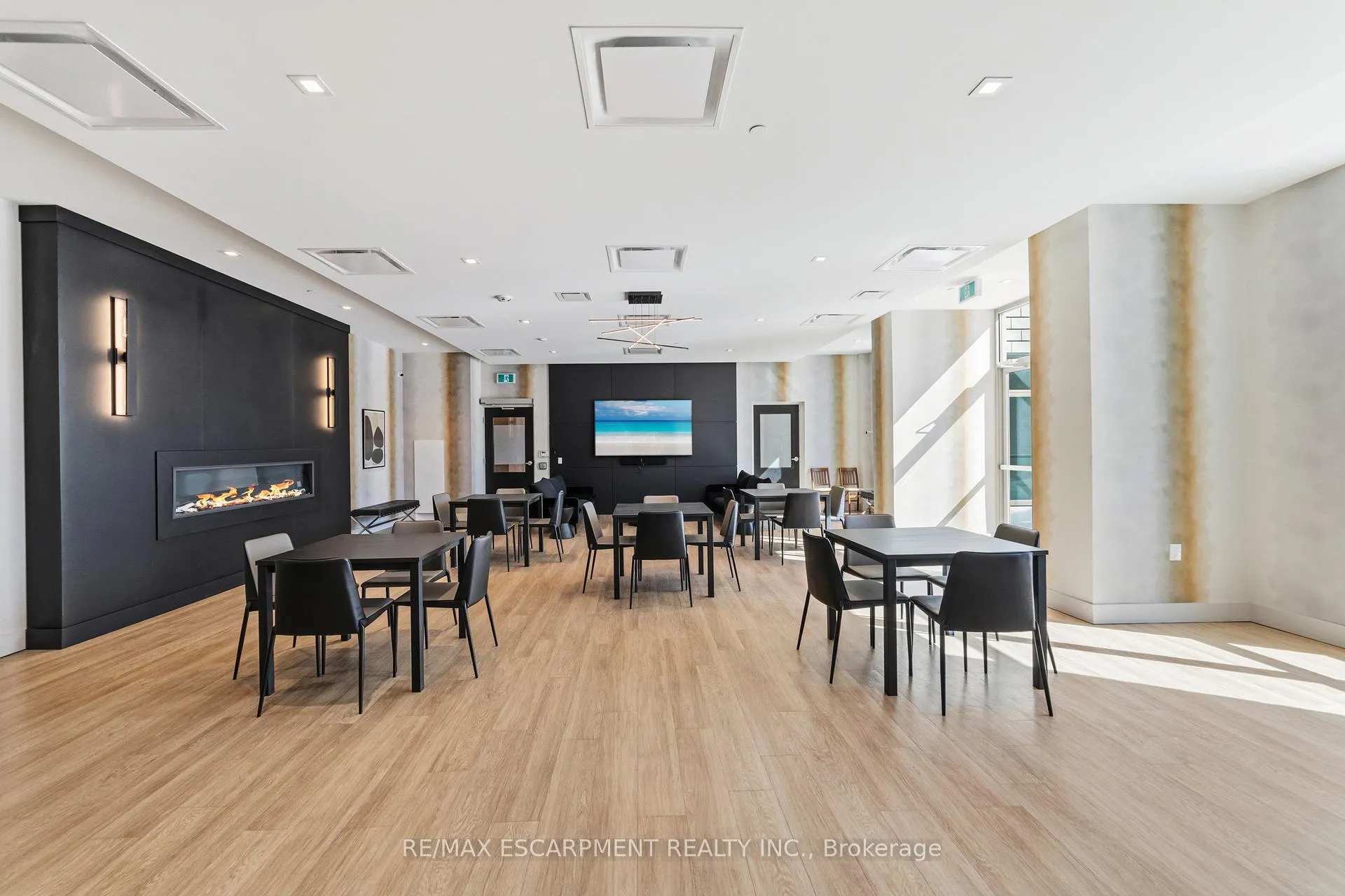 Photo 20 of Unit 302, 2750 King Street E, Hamilton, Gershome — HOMEH