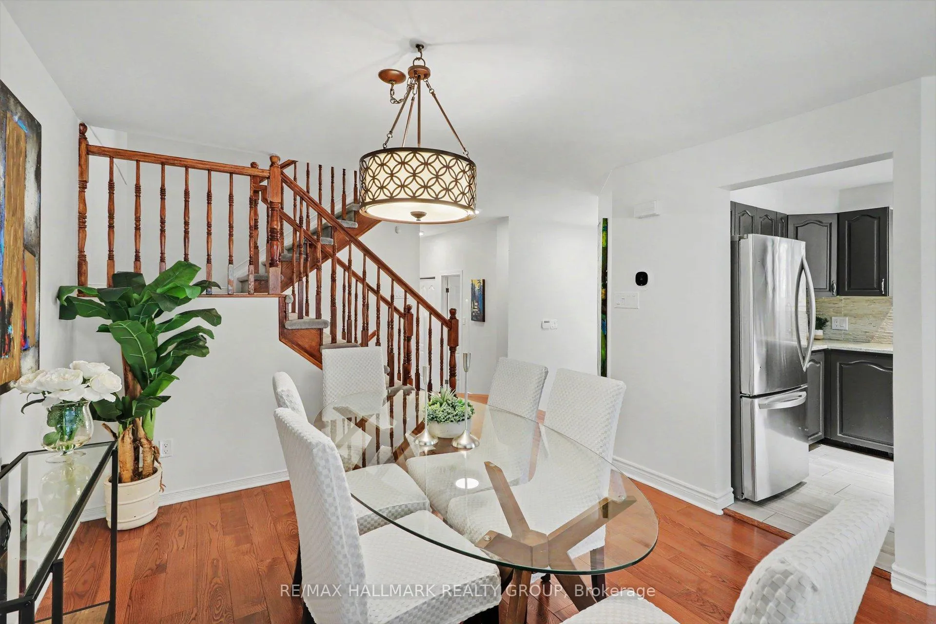 Photo 10 of 27 Sandcliffe Terrace, Ottawa, Centrepointe — HOMEH