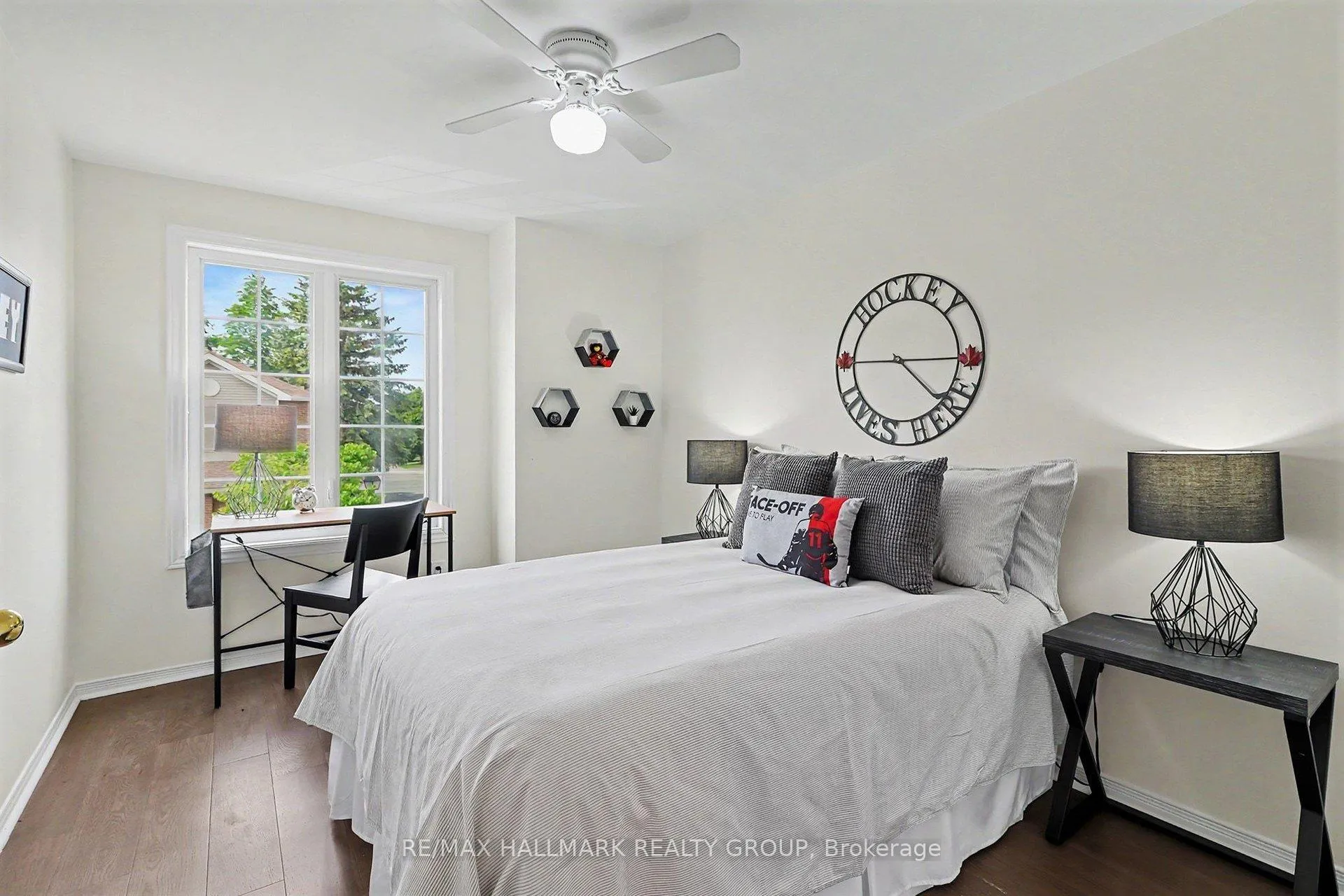 Photo 23 of 27 Sandcliffe Terrace, Ottawa, Centrepointe — HOMEH