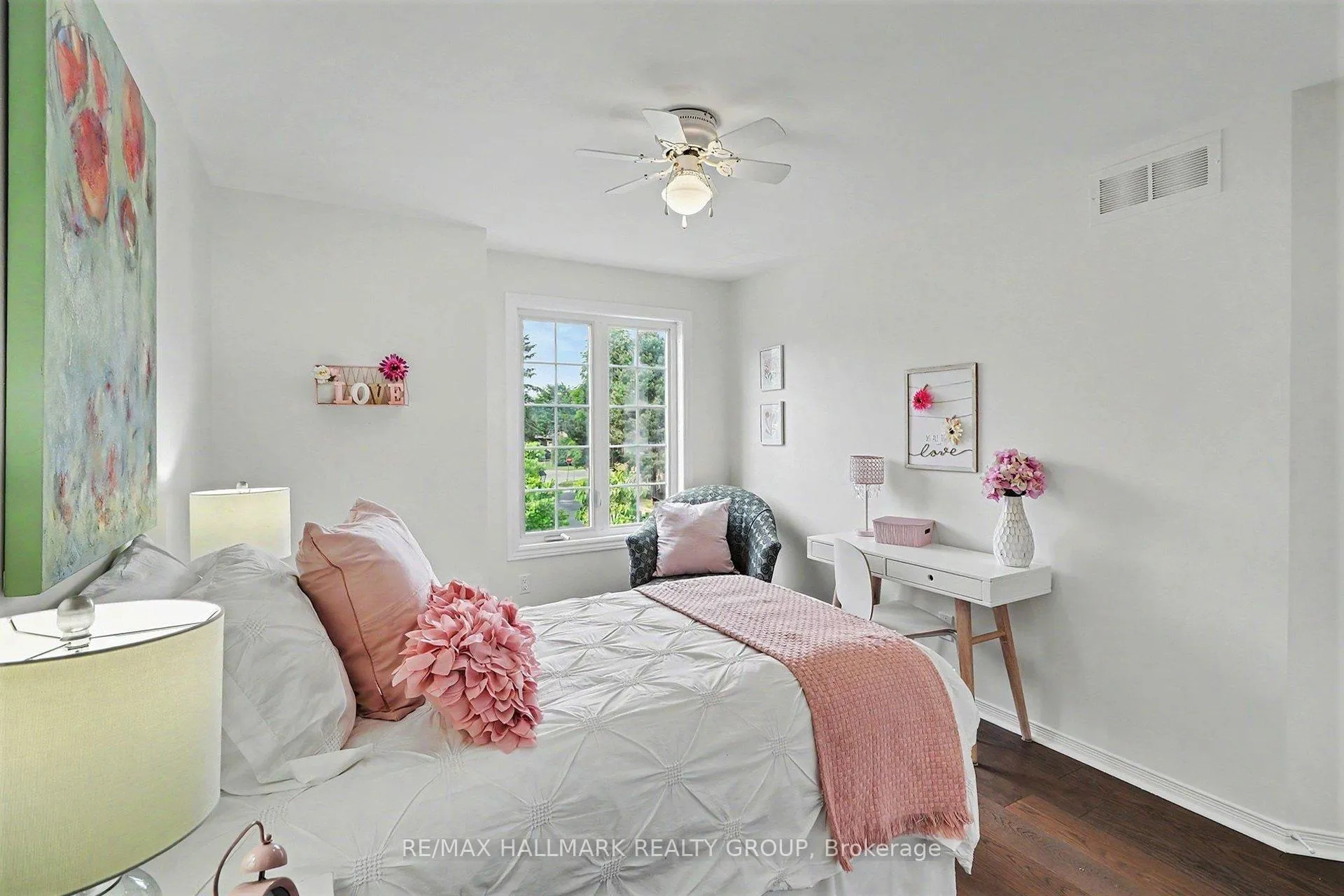 Photo 25 of 27 Sandcliffe Terrace, Ottawa, Centrepointe — HOMEH