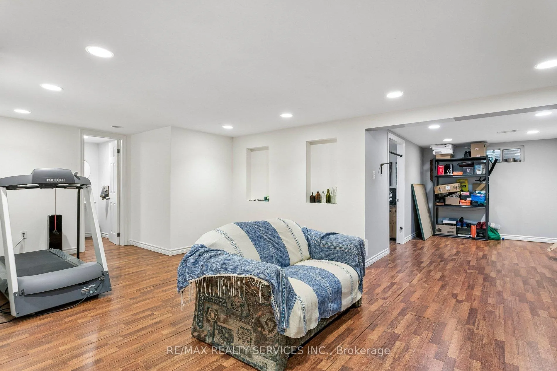 Photo 27 of 26 Watson Crescent, Brampton, Brampton East — HOMEH