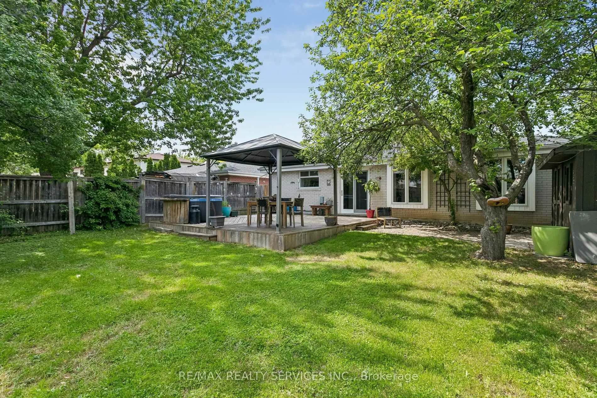 Photo 36 of 26 Watson Crescent, Brampton, Brampton East — HOMEH