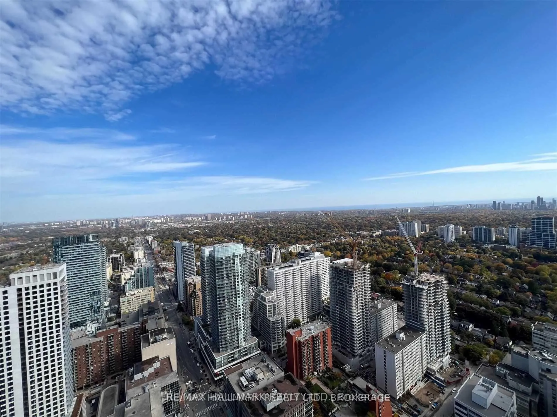 Photo 4 of Unit 4810, 8 Eglinton Avenue E, Toronto, Mount Pleasant West — HOMEH