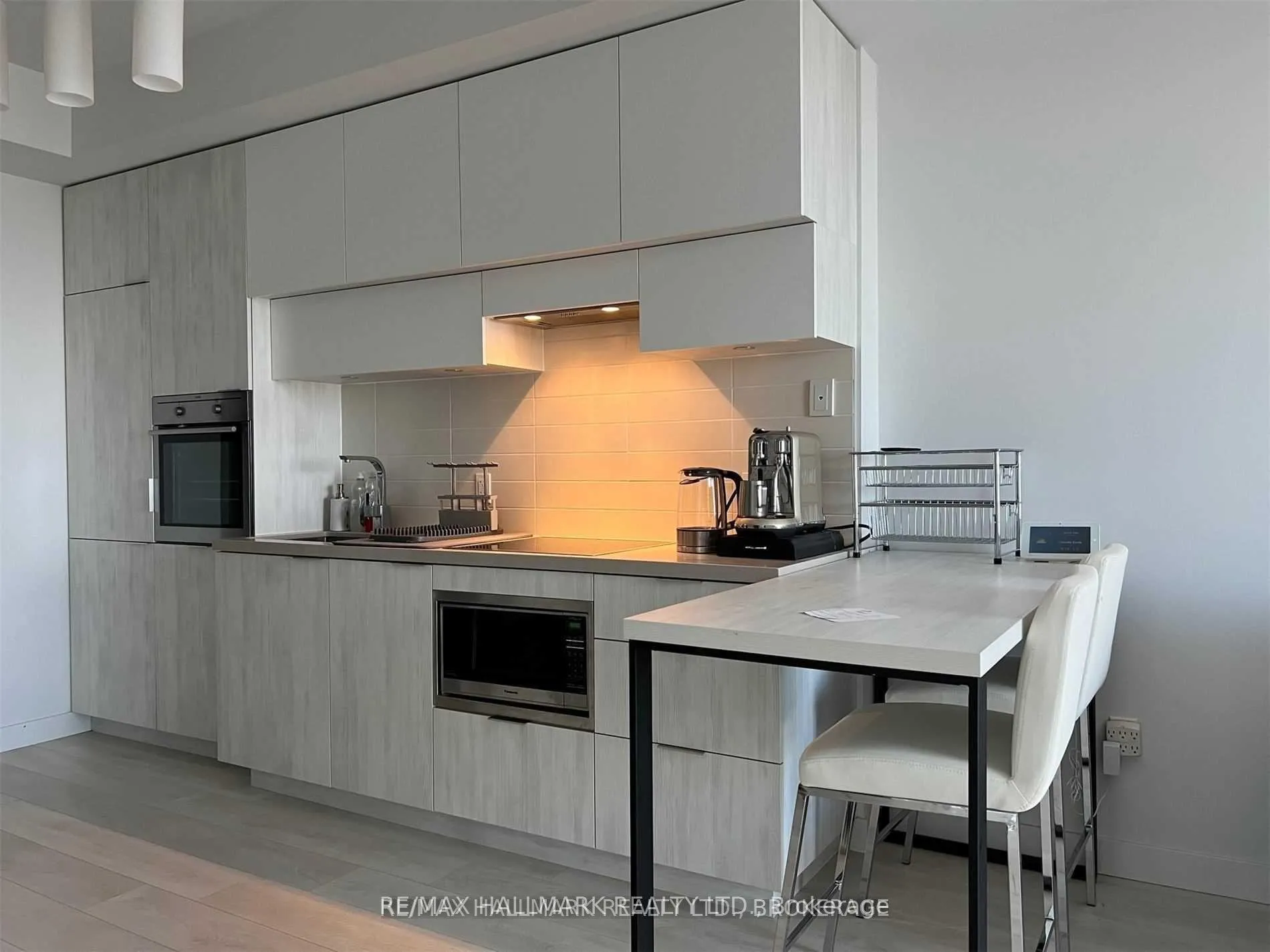 Photo 7 of Unit 4810, 8 Eglinton Avenue E, Toronto, Mount Pleasant West — HOMEH