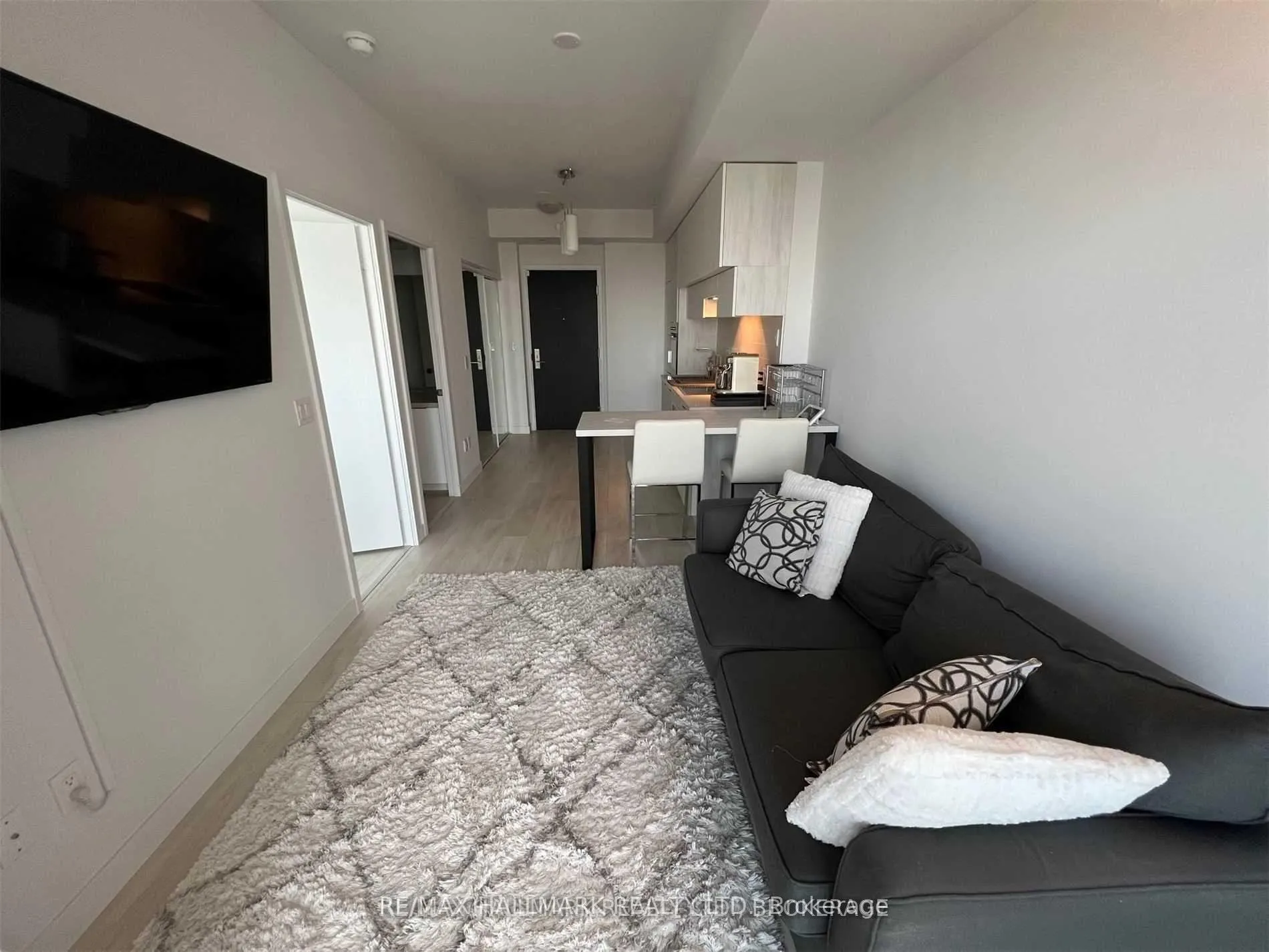 Photo 8 of Unit 4810, 8 Eglinton Avenue E, Toronto, Mount Pleasant West — HOMEH