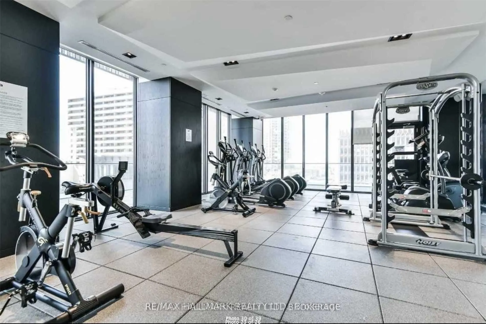 Photo 14 of Unit 4810, 8 Eglinton Avenue E, Toronto, Mount Pleasant West — HOMEH