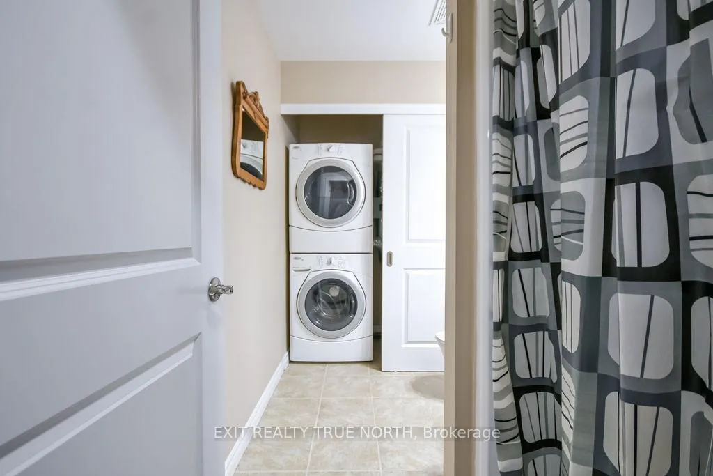 Photo 22 of Unit 204, 19B Yonge Street N, Springwater, Elmvale — HOMEH