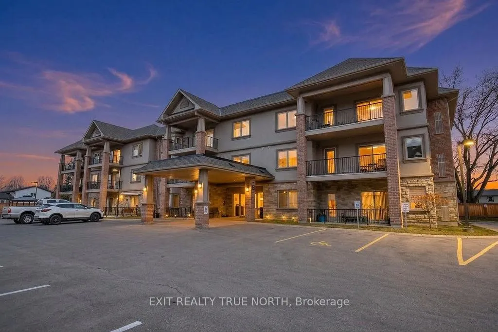 Photo 32 of Unit 204, 19B Yonge Street N, Springwater, Elmvale — HOMEH