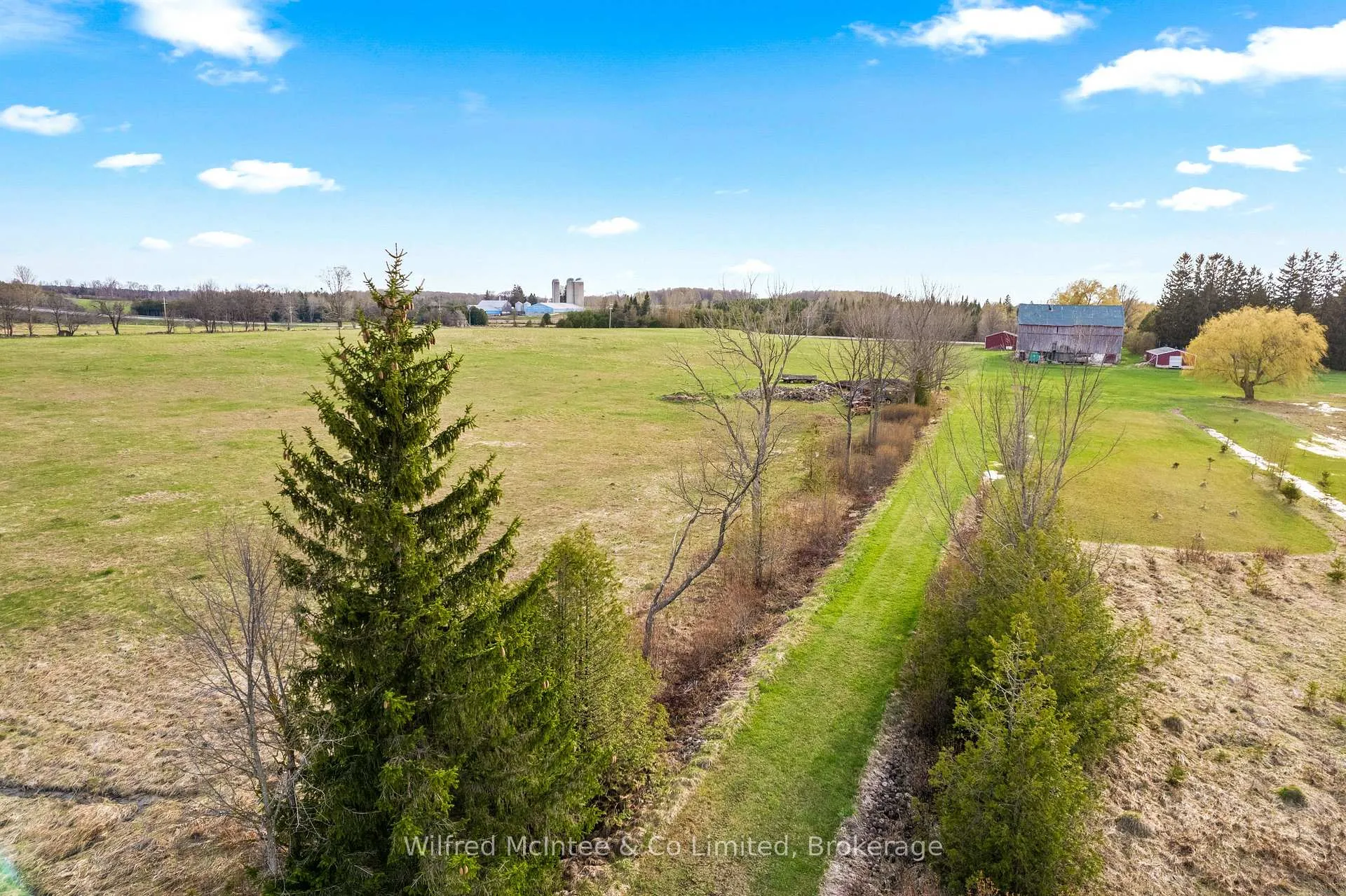 Photo 5 of 312513 Hwy 6, Southgate — HOMEH
