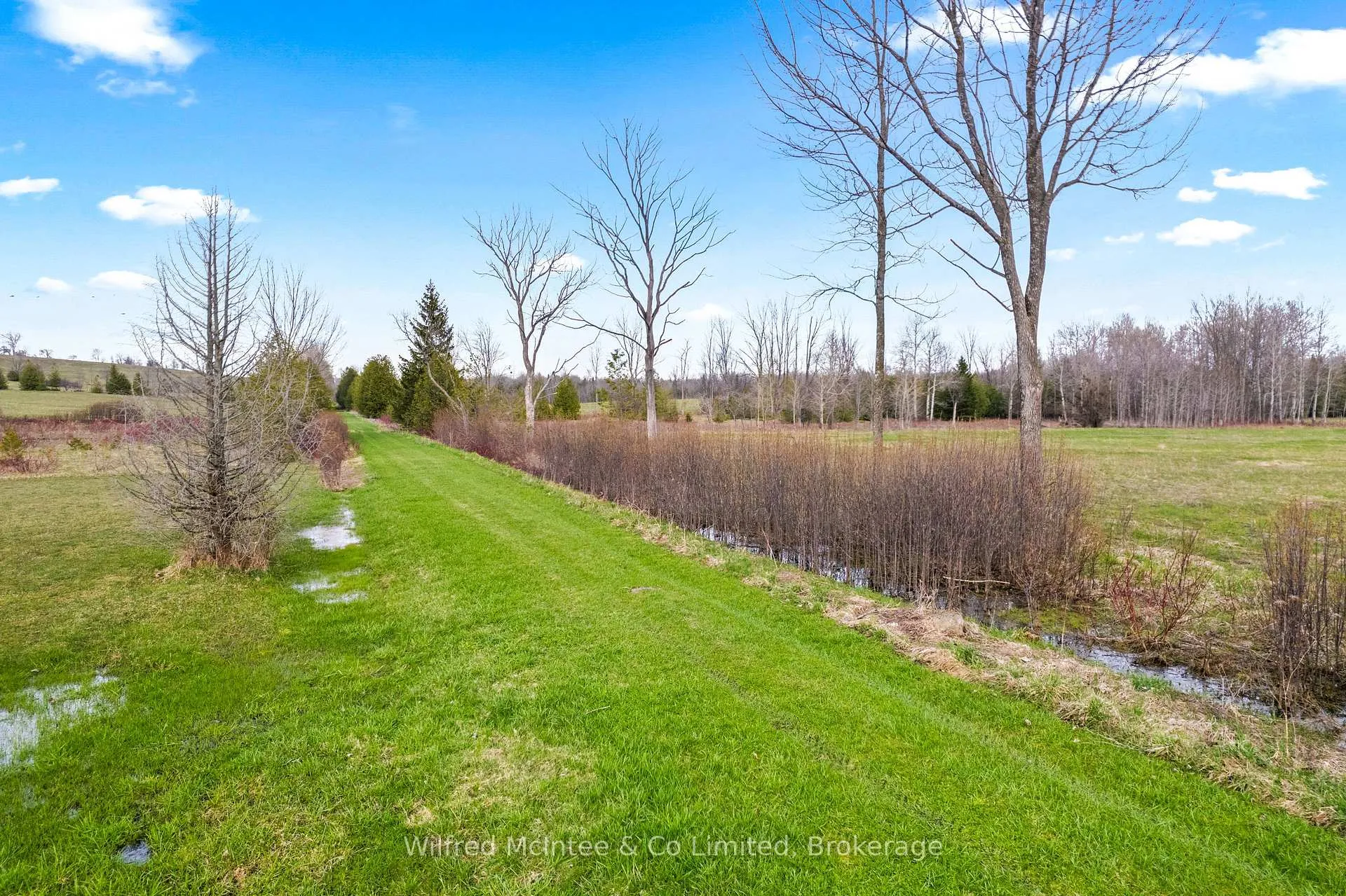 Photo 12 of 312513 Hwy 6, Southgate — HOMEH