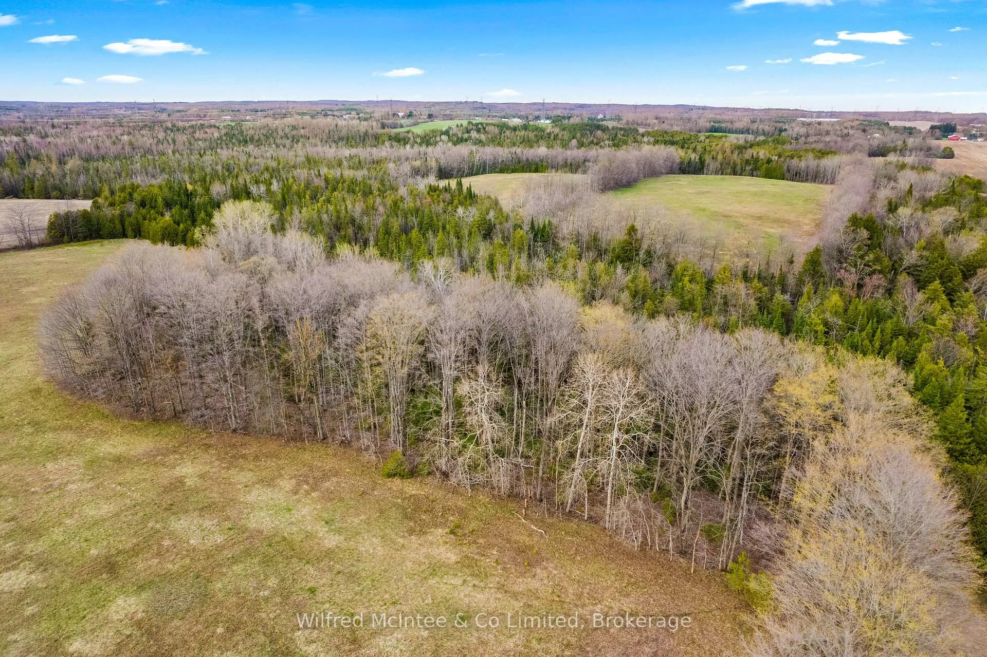 Photo 16 of 312513 Hwy 6, Southgate — HOMEH