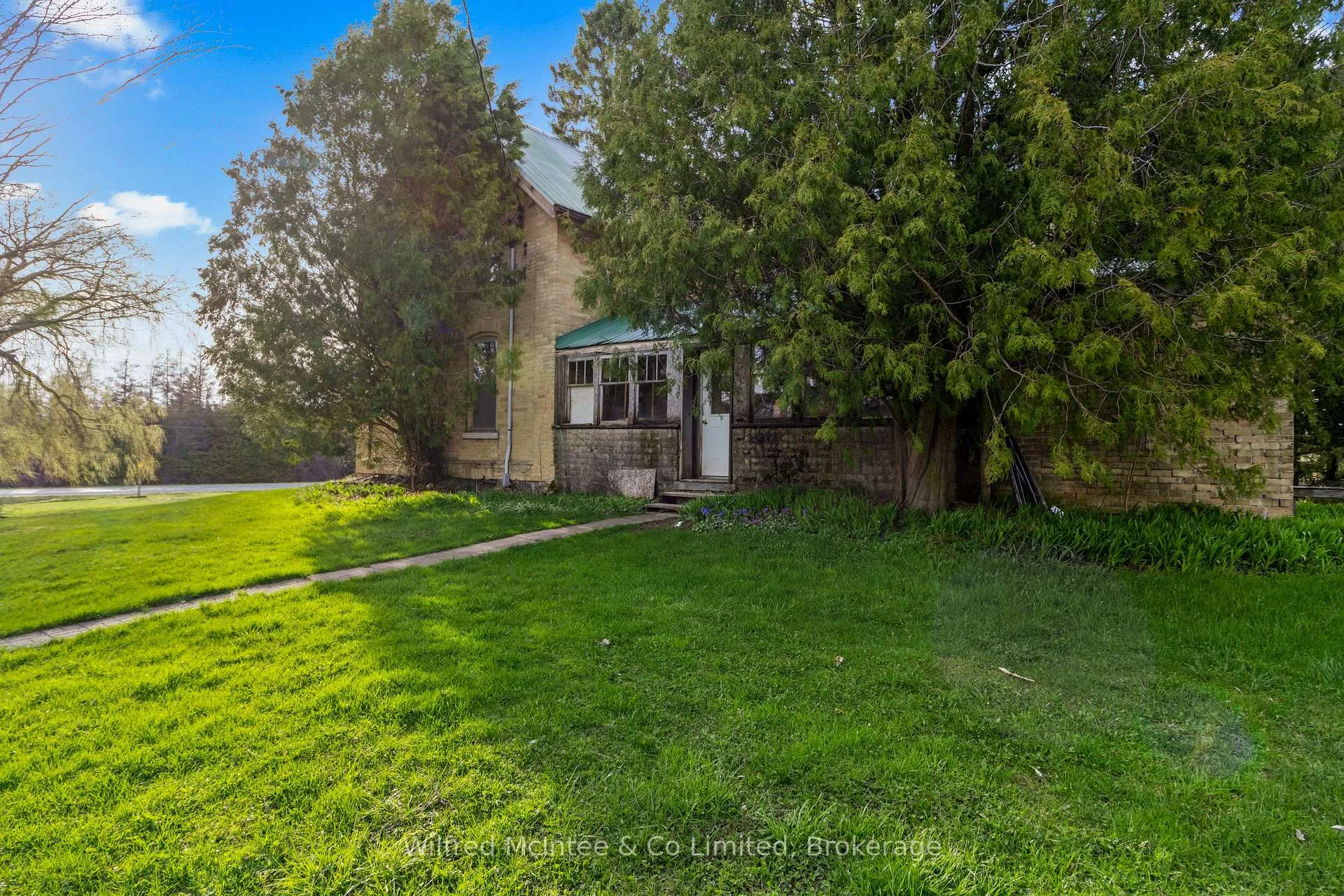 Photo 21 of 312513 Hwy 6, Southgate — HOMEH