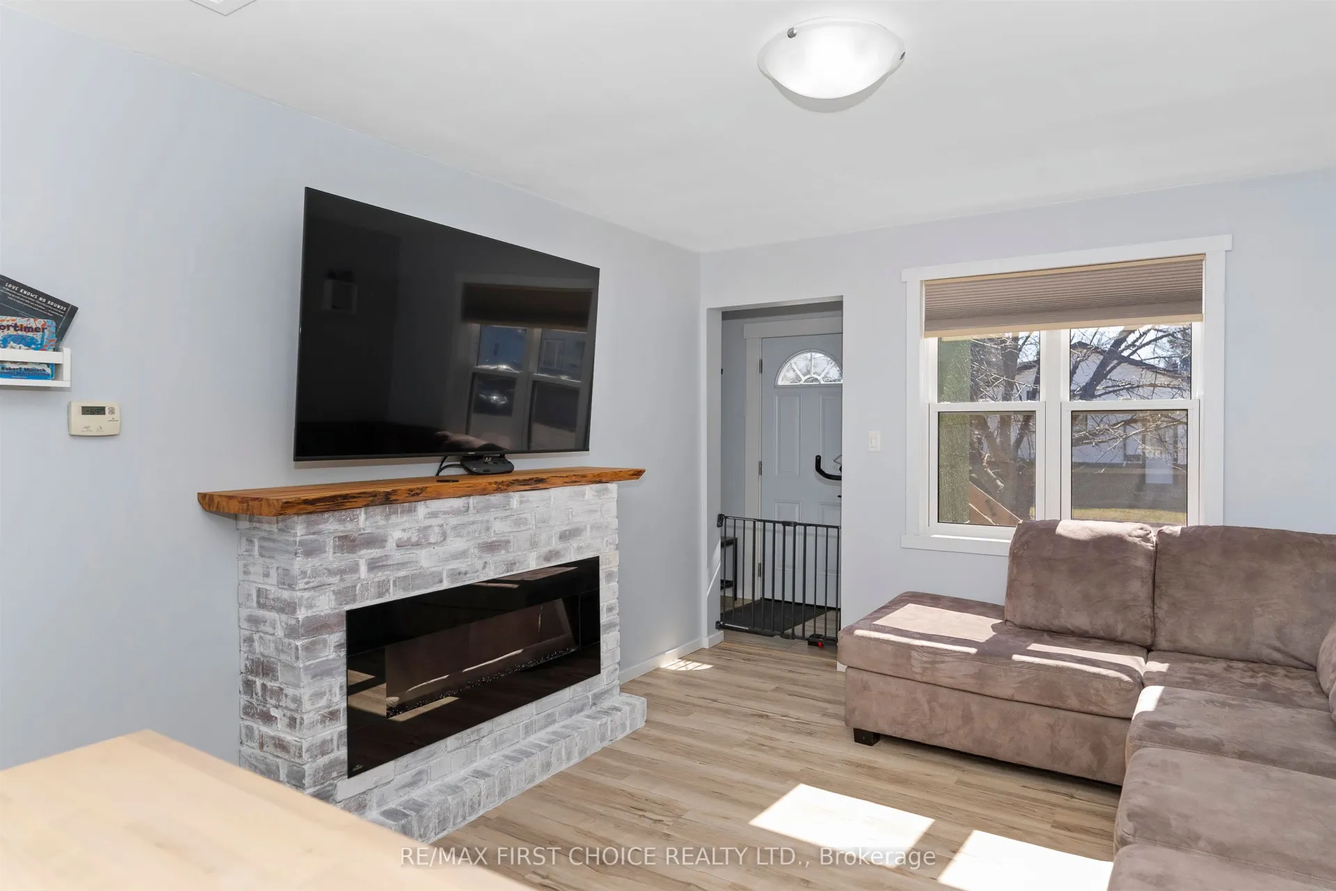 Photo 4 of 76 Algonquin Avenue S, Thunder Bay, Forest Park — HOMEH