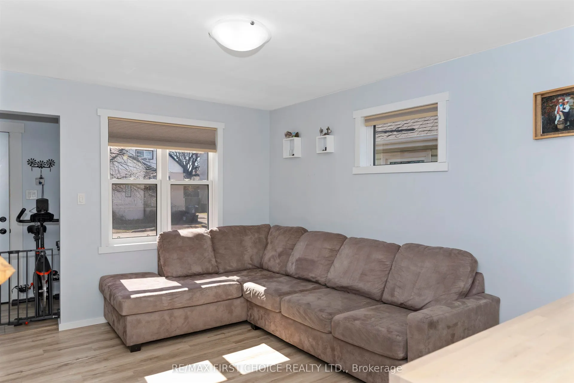 Photo 5 of 76 Algonquin Avenue S, Thunder Bay, Forest Park — HOMEH