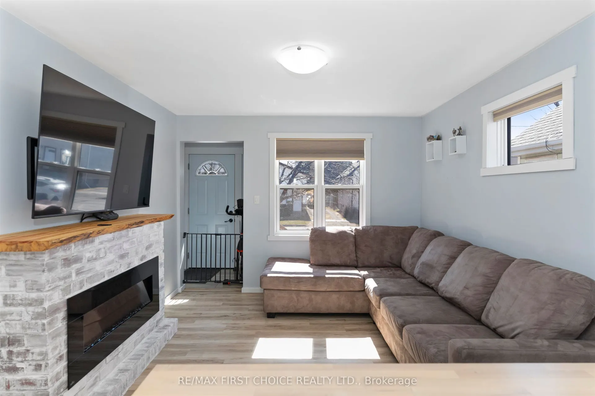 Photo 6 of 76 Algonquin Avenue S, Thunder Bay, Forest Park — HOMEH