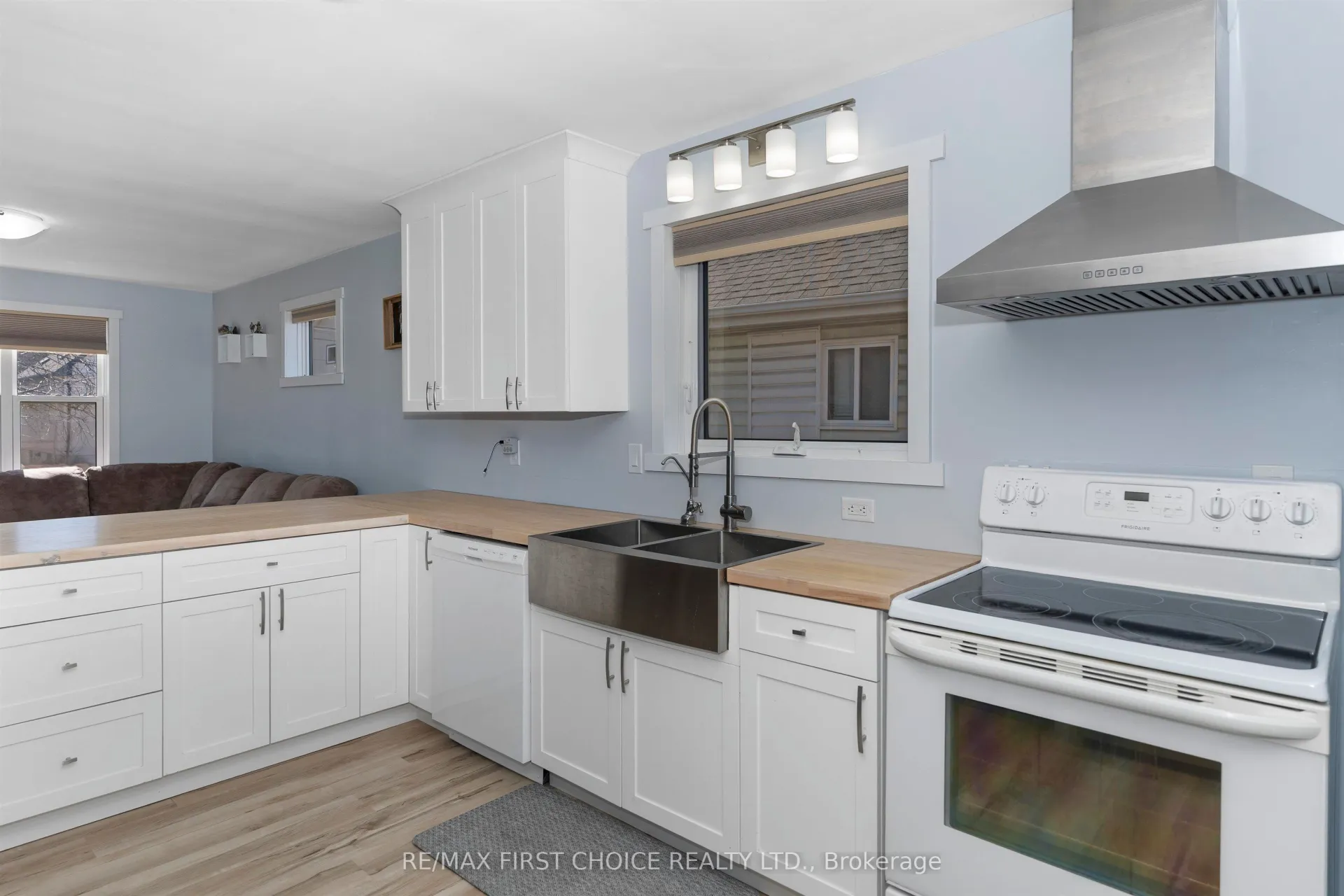 Photo 13 of 76 Algonquin Avenue S, Thunder Bay, Forest Park — HOMEH