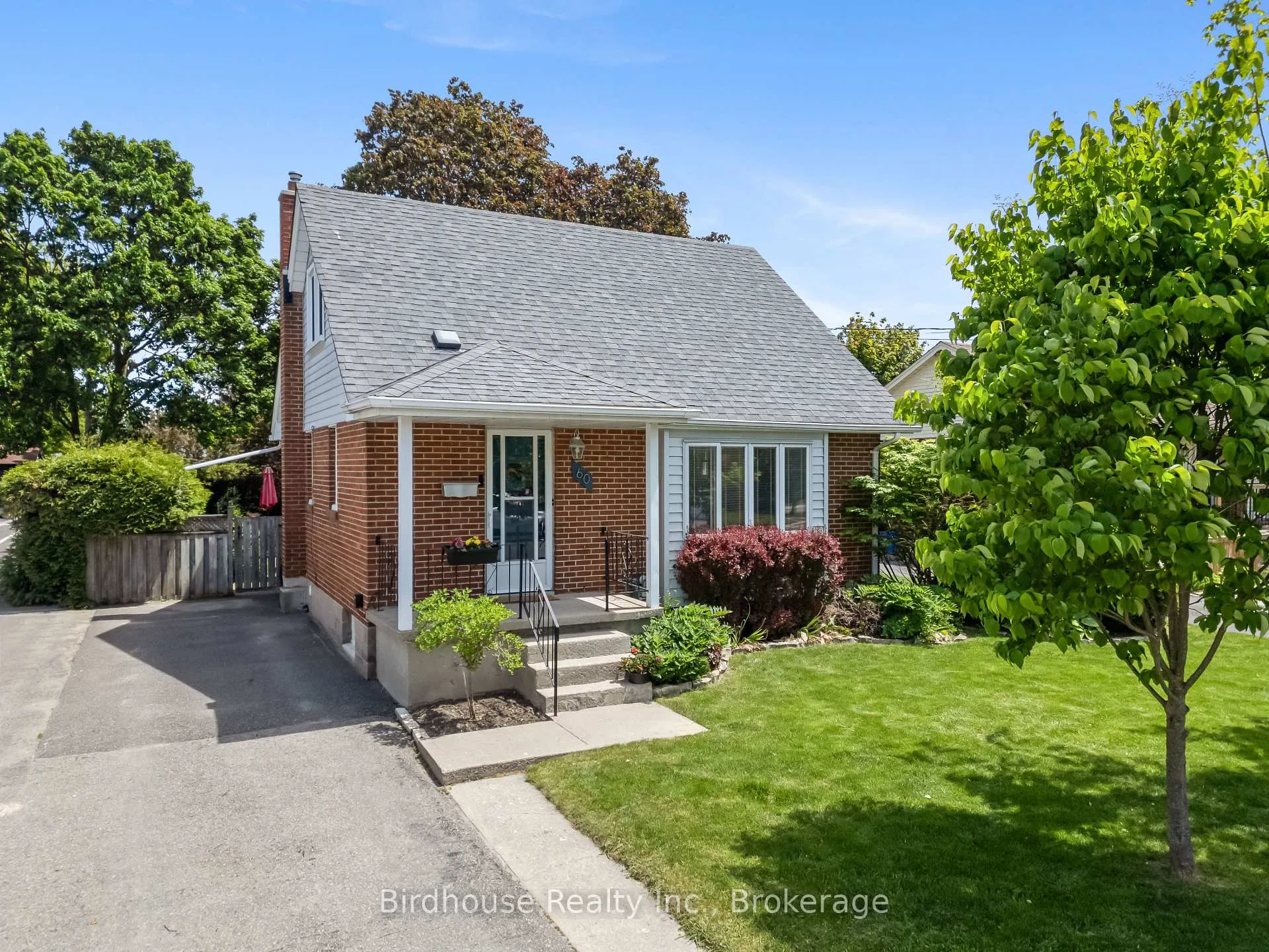 Photo 1 of 60 St David Street, Kawartha Lakes, Lindsay — HOMEH