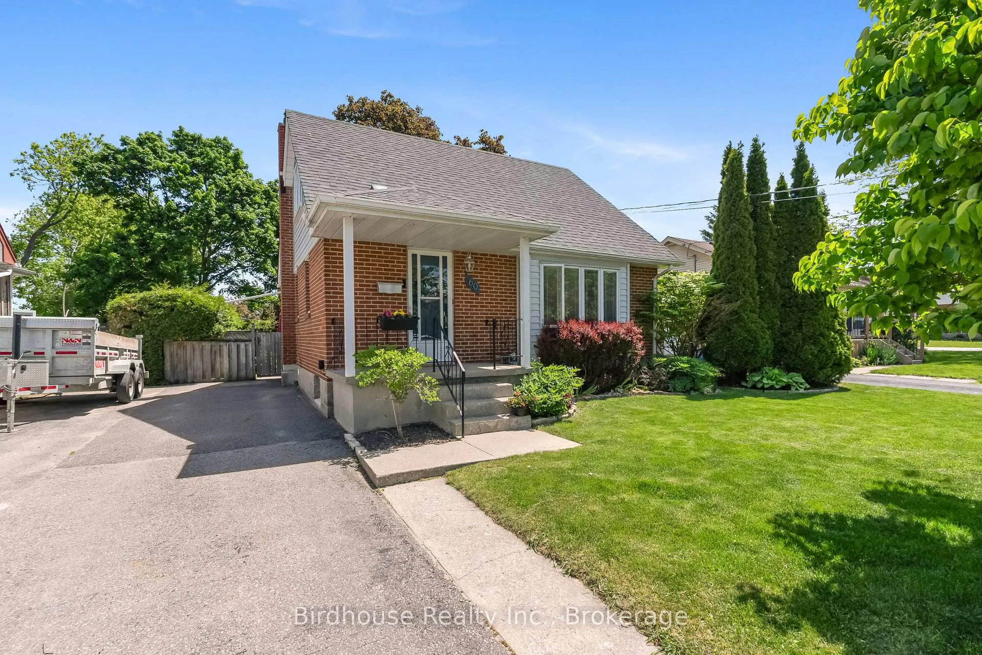 Photo 3 of 60 St David Street, Kawartha Lakes, Lindsay — HOMEH