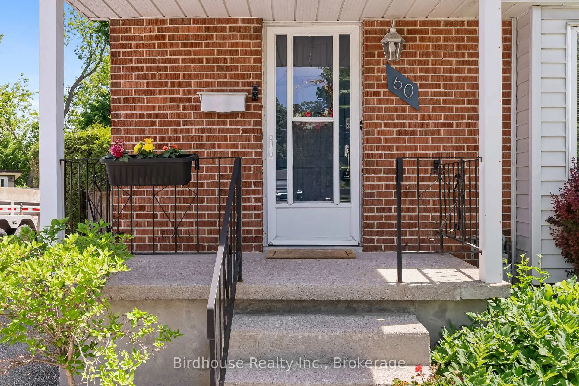 Photo 6 of 60 St David Street, Kawartha Lakes, Lindsay — HOMEH