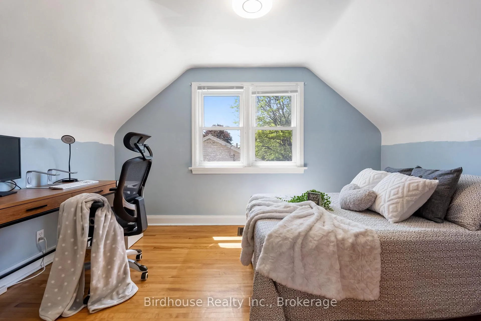 Photo 20 of 60 St David Street, Kawartha Lakes, Lindsay — HOMEH