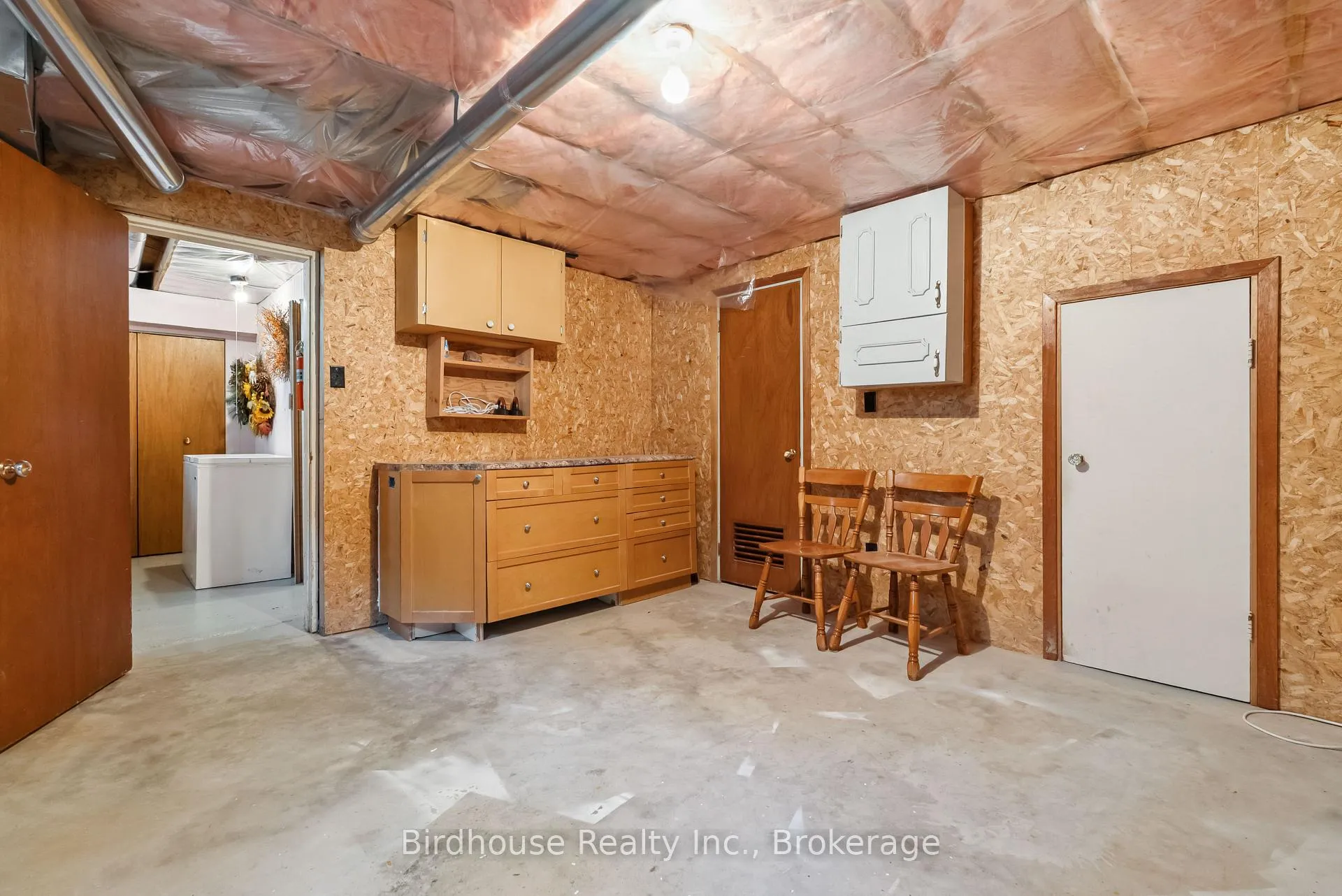 Photo 28 of 60 St David Street, Kawartha Lakes, Lindsay — HOMEH