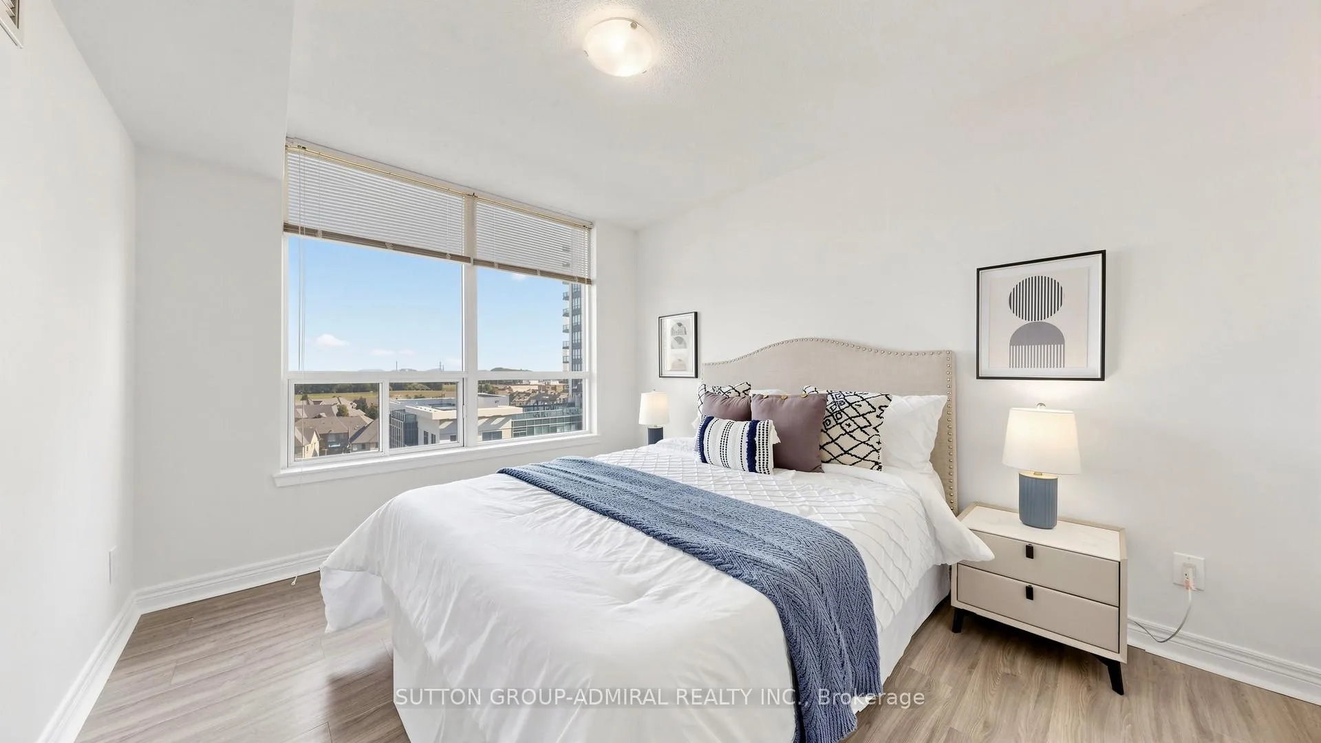 Photo 11 of Unit 811, 50 Disera Drive, Vaughan, Beverley Glen — HOMEH