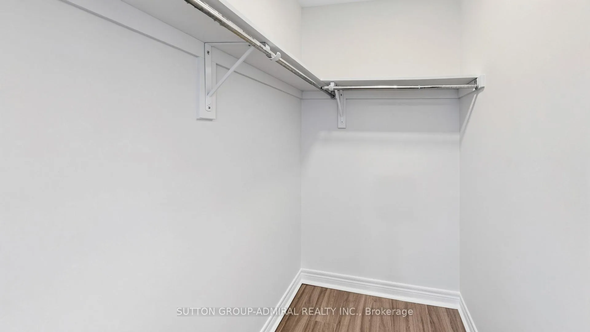 Photo 13 of Unit 811, 50 Disera Drive, Vaughan, Beverley Glen — HOMEH
