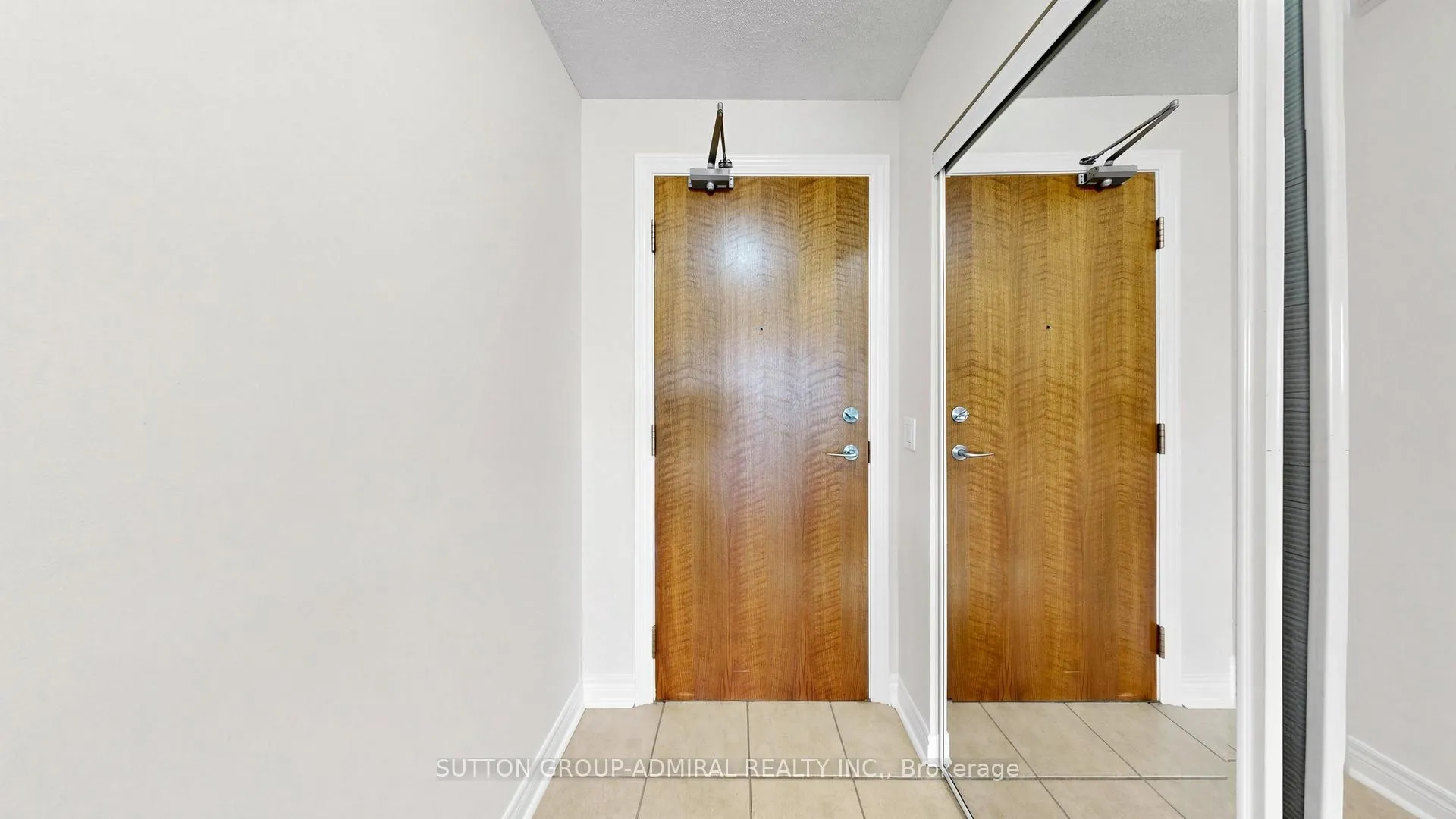 Photo 16 of Unit 811, 50 Disera Drive, Vaughan, Beverley Glen — HOMEH