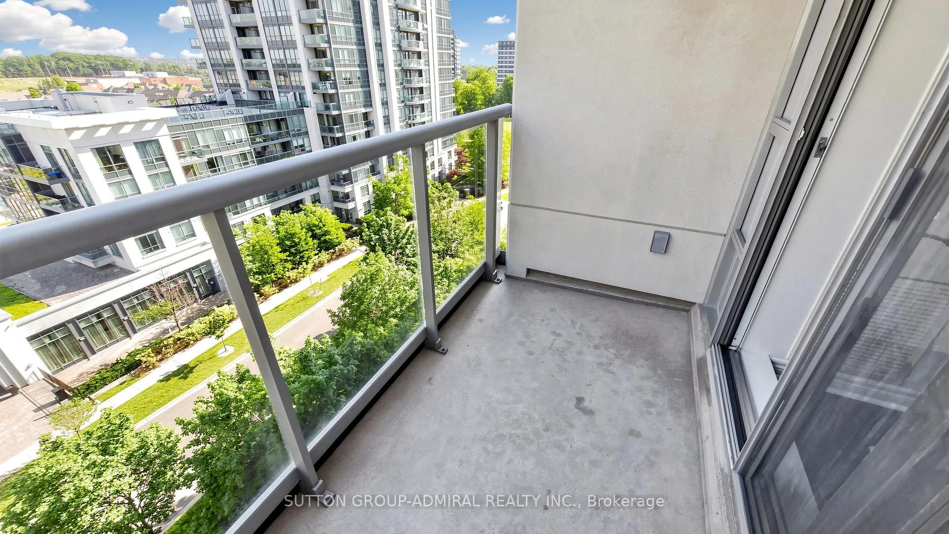 Photo 17 of Unit 811, 50 Disera Drive, Vaughan, Beverley Glen — HOMEH
