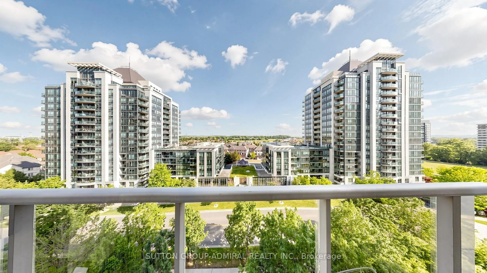 Photo 18 of Unit 811, 50 Disera Drive, Vaughan, Beverley Glen — HOMEH