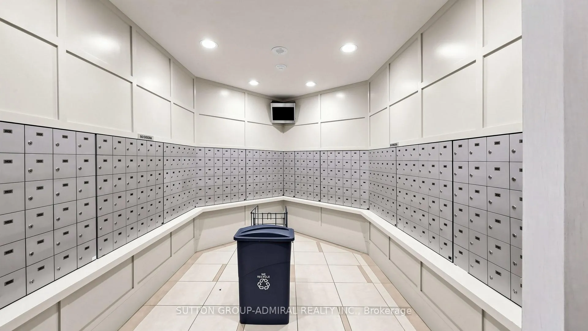 Photo 24 of Unit 811, 50 Disera Drive, Vaughan, Beverley Glen — HOMEH