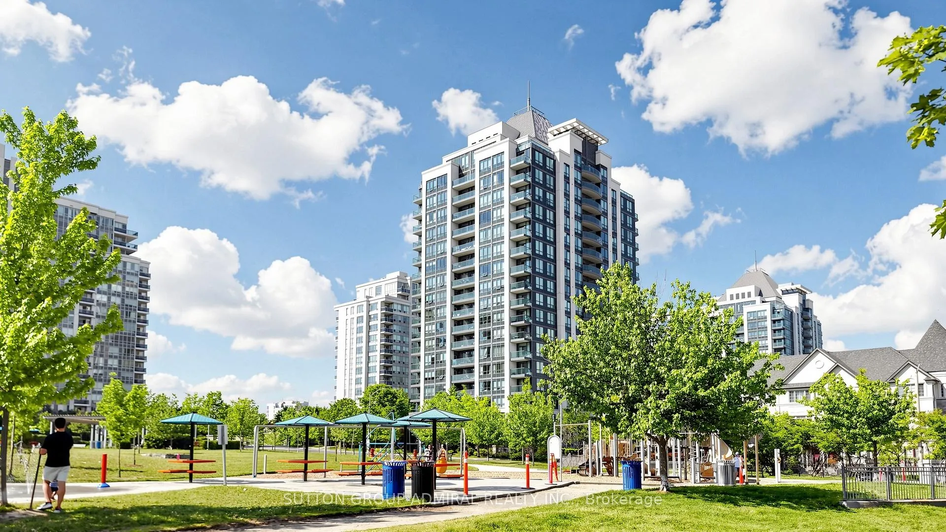 Photo 30 of Unit 811, 50 Disera Drive, Vaughan, Beverley Glen — HOMEH