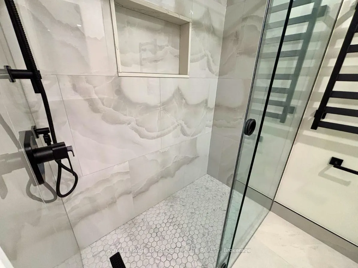 Photo 22 of 9 Banquo Road, Markham, Royal Orchard — HOMEH