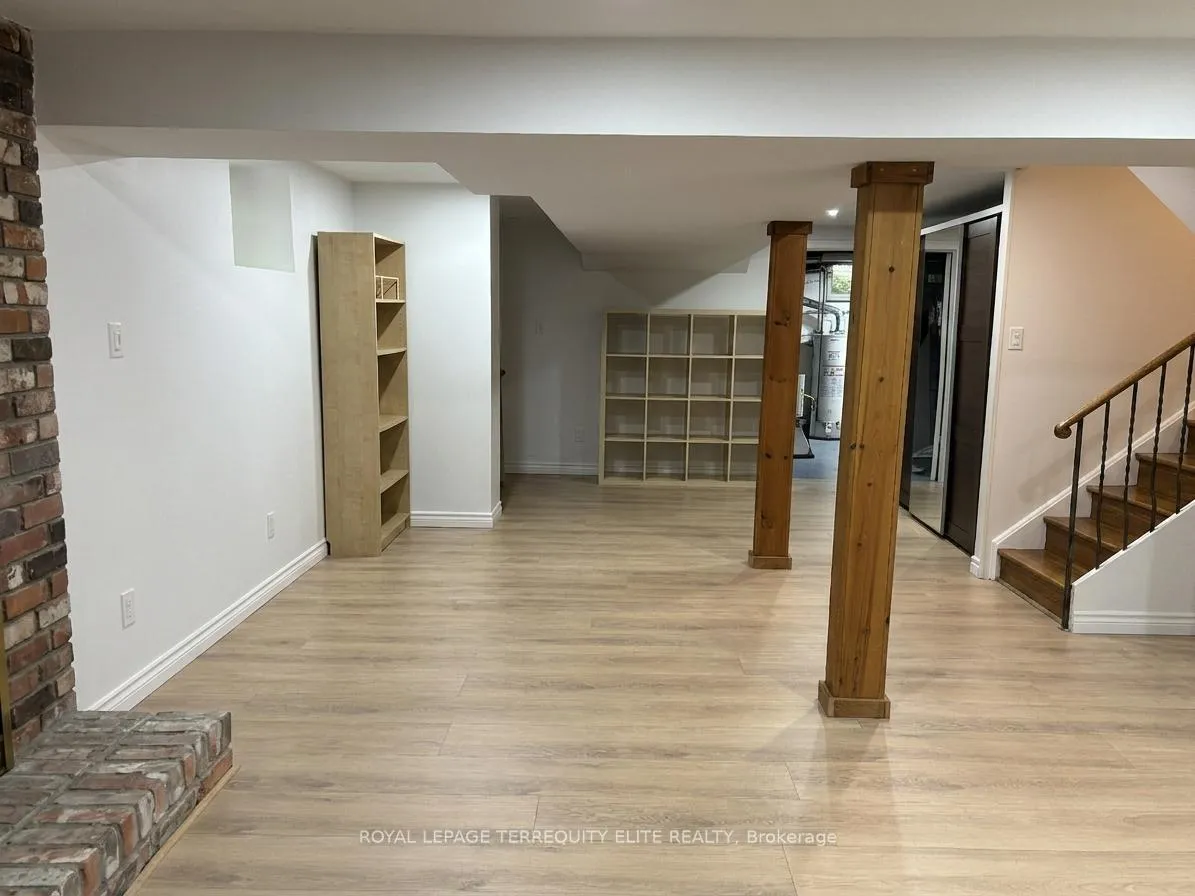 Photo 36 of 9 Banquo Road, Markham, Royal Orchard — HOMEH