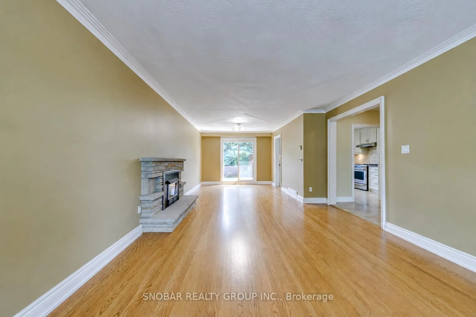 Photo 3 of 42 Norgrove Crescent, Etobicoke, Willowridge-Martingrove-Richview — HOMEH