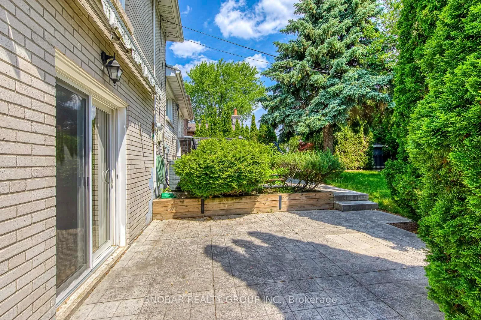 Photo 25 of 42 Norgrove Crescent, Etobicoke, Willowridge-Martingrove-Richview — HOMEH