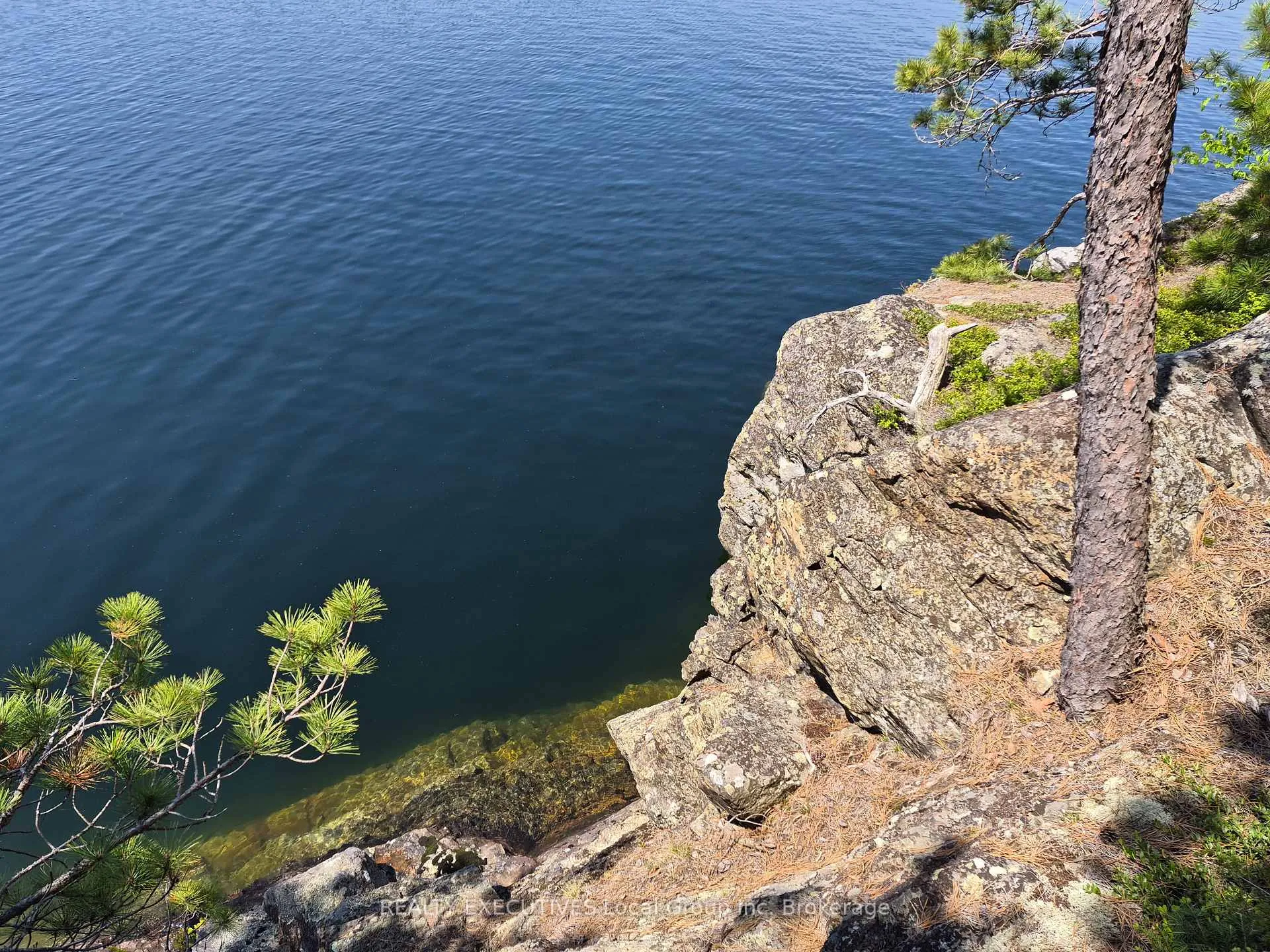 Photo 11 of 758 Island, Temagami — HOMEH