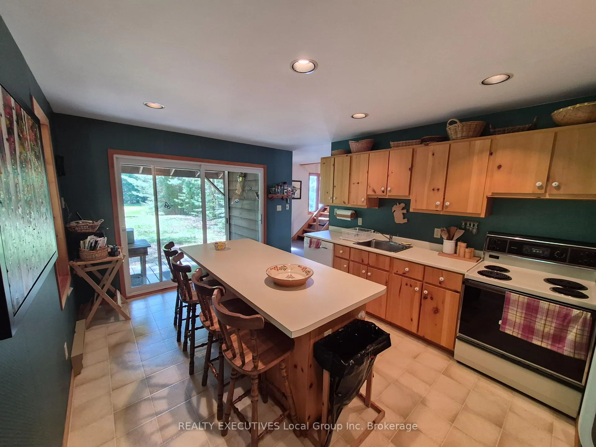 Photo 14 of 758 Island, Temagami — HOMEH