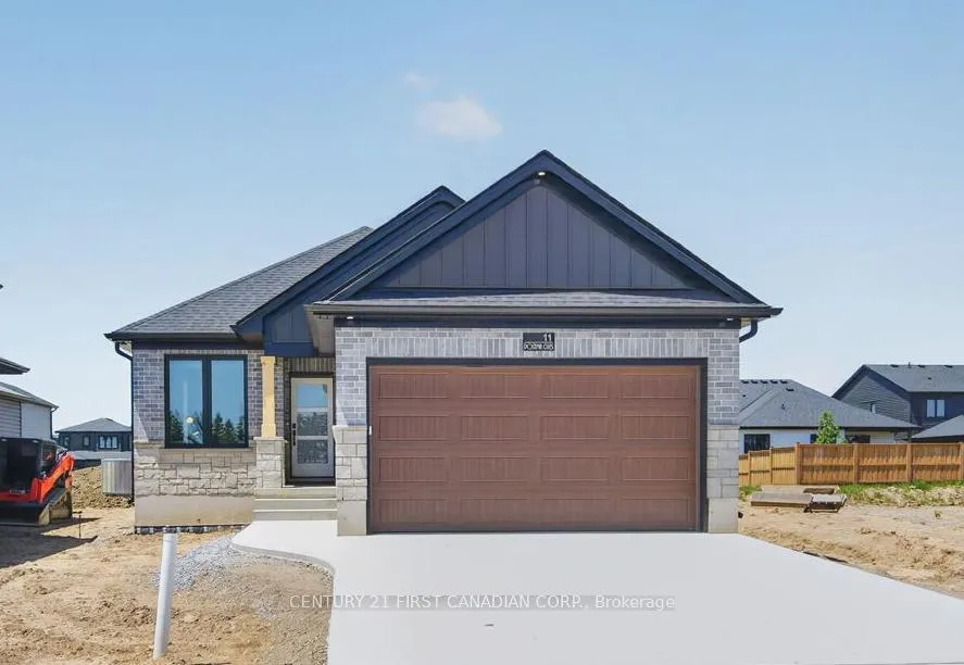Photo 1 of 11 Postma Crescent, North Middlesex, Ailsa Craig — HOMEH