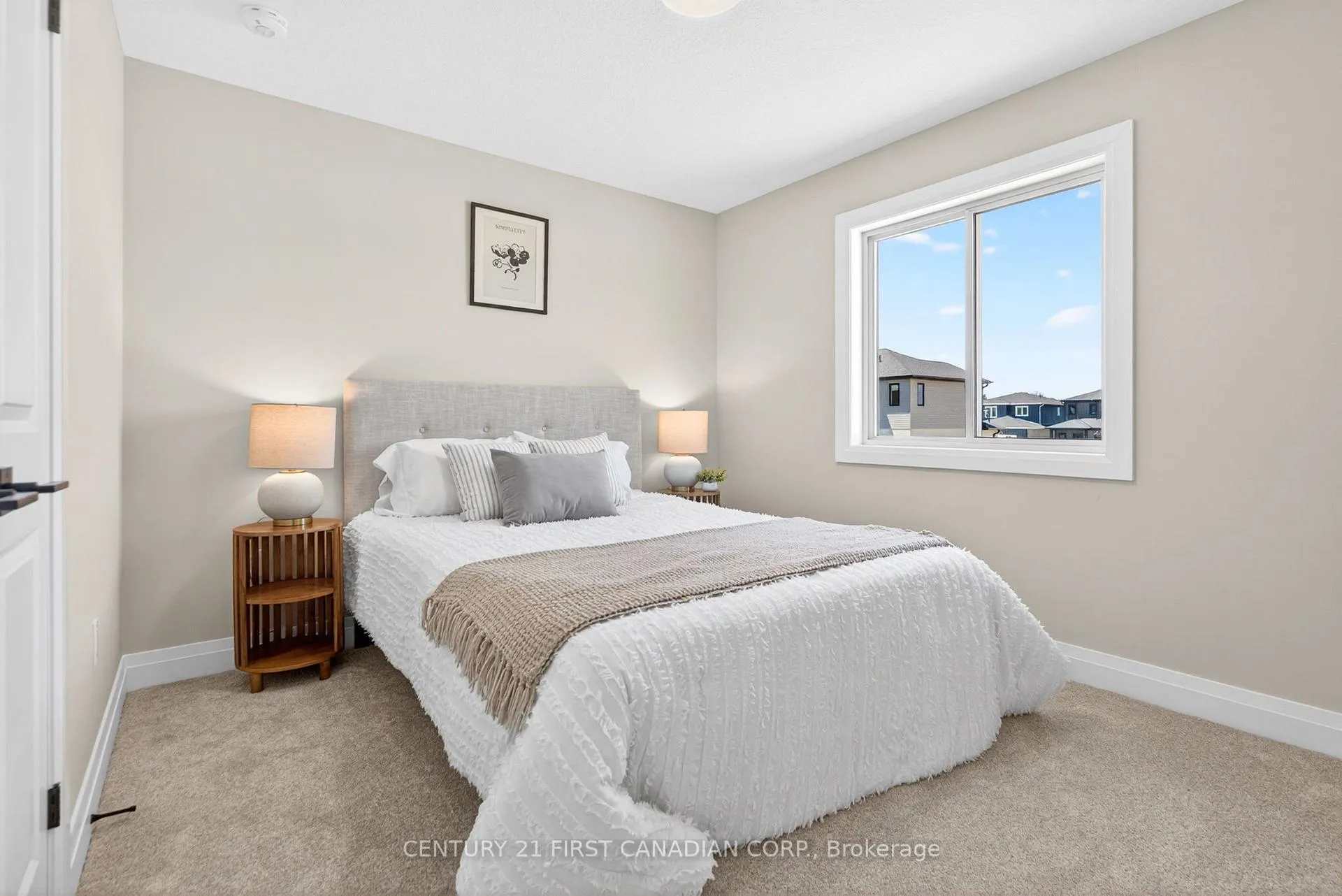 Photo 16 of 11 Postma Crescent, North Middlesex, Ailsa Craig — HOMEH