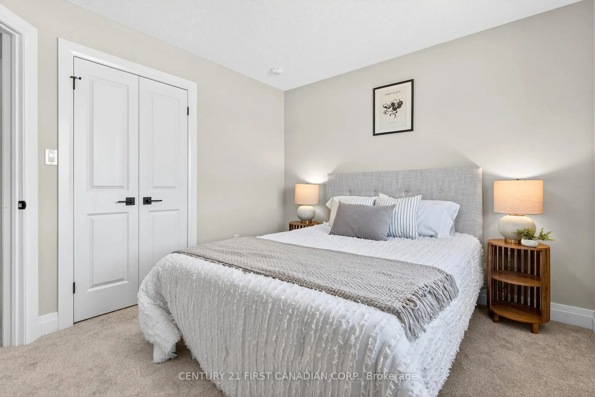 Photo 17 of 11 Postma Crescent, North Middlesex, Ailsa Craig — HOMEH
