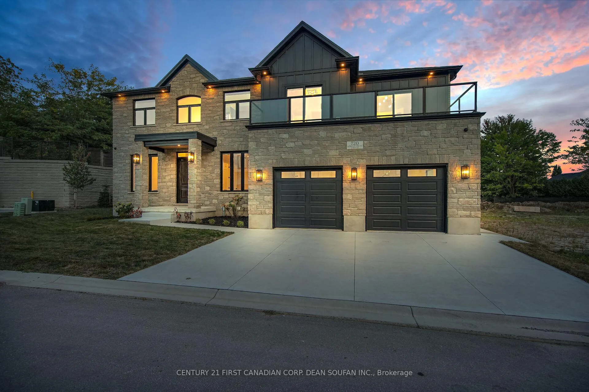 Photo 3 of Unit 13, 720 Apricot Drive, London, South K — HOMEH