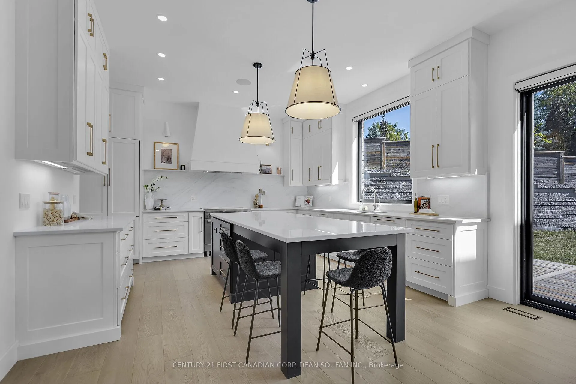 Photo 9 of Unit 13, 720 Apricot Drive, London, South K — HOMEH