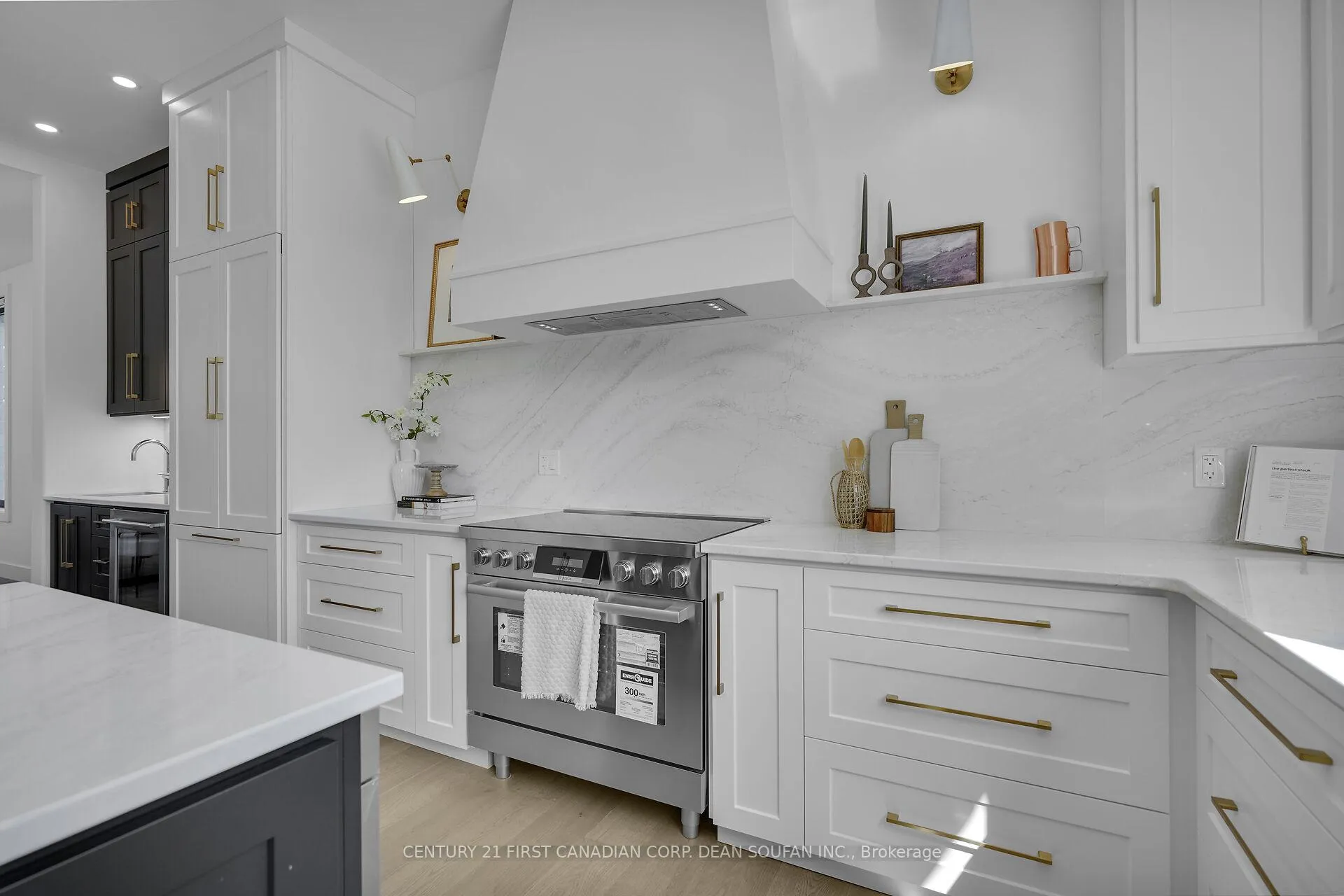Photo 10 of Unit 13, 720 Apricot Drive, London, South K — HOMEH