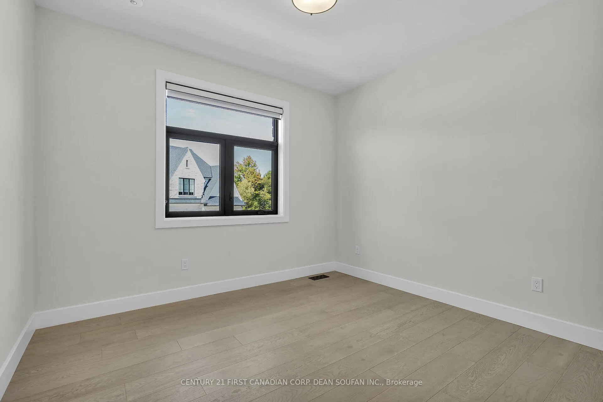 Photo 32 of Unit 13, 720 Apricot Drive, London, South K — HOMEH