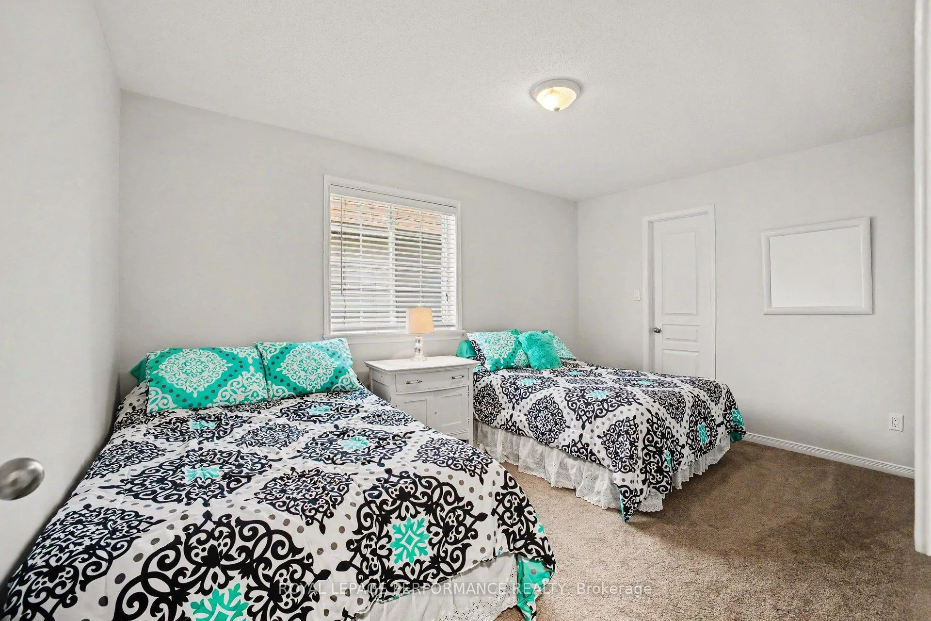 Photo 15 of 122 Rustwood Private, Ottawa, Barrhaven - Stonebridge — HOMEH