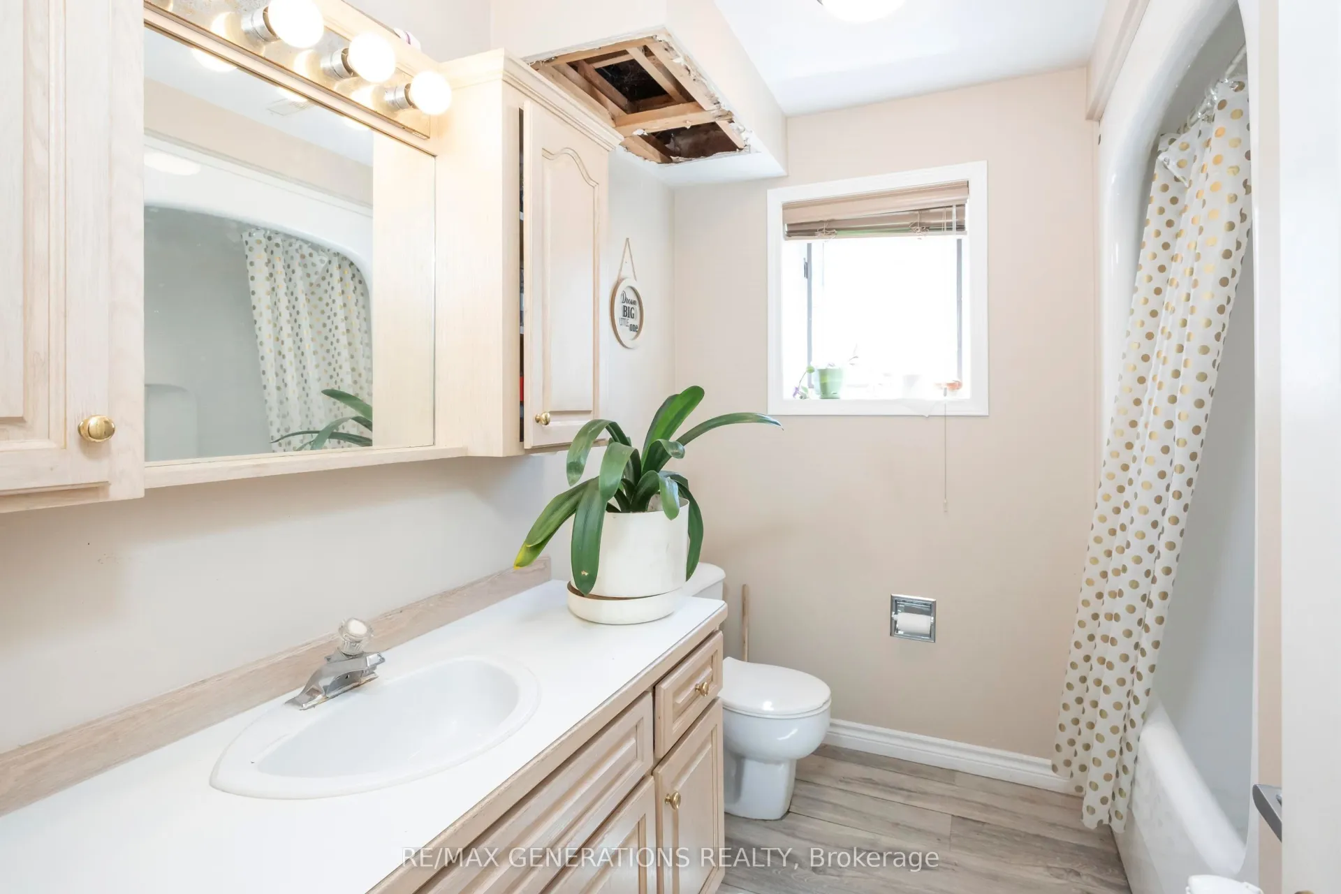 Photo 29 of 215 Linden Court, Thunder Bay, River Terrace — HOMEH
