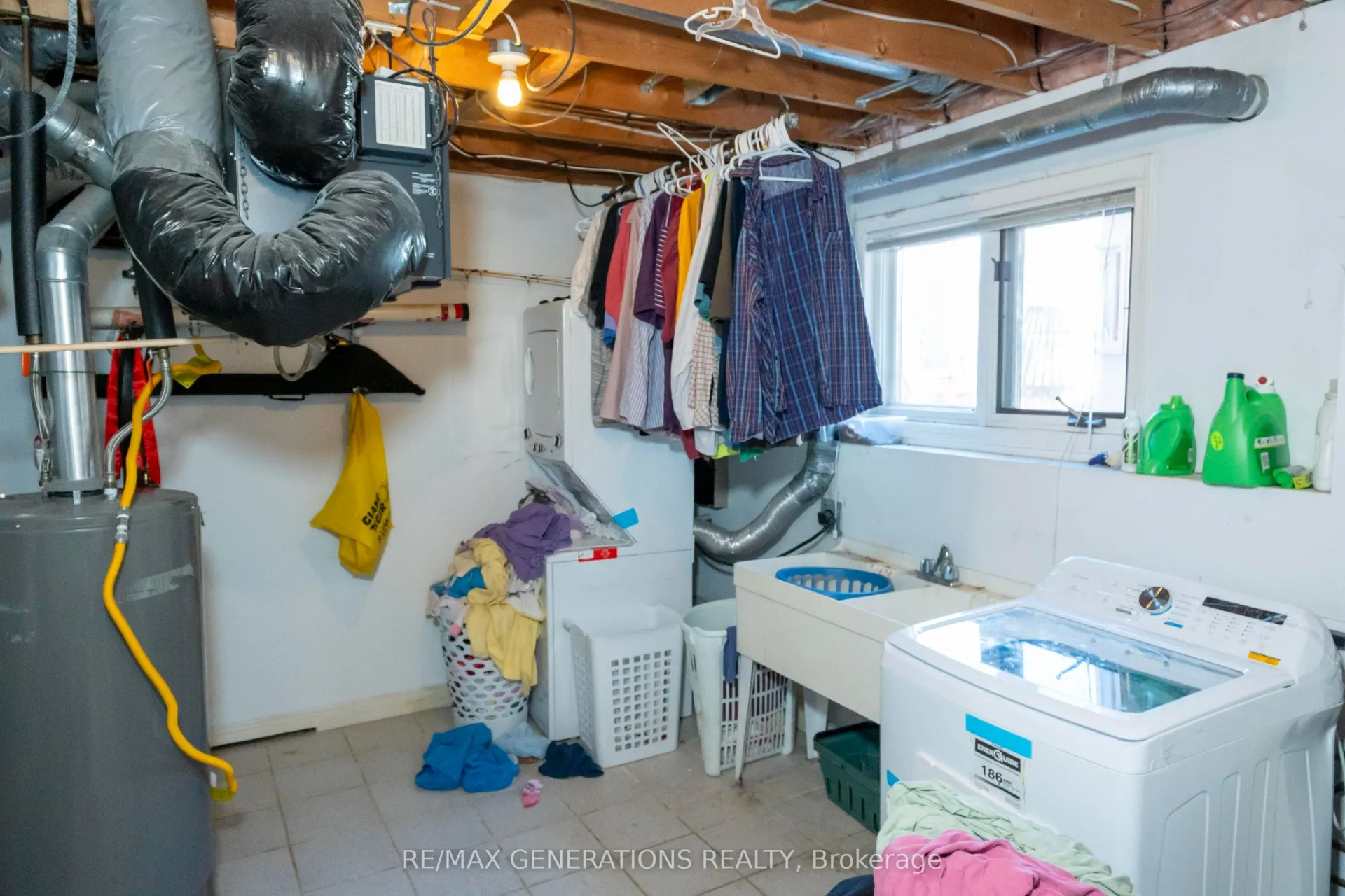 Photo 34 of 215 Linden Court, Thunder Bay, River Terrace — HOMEH