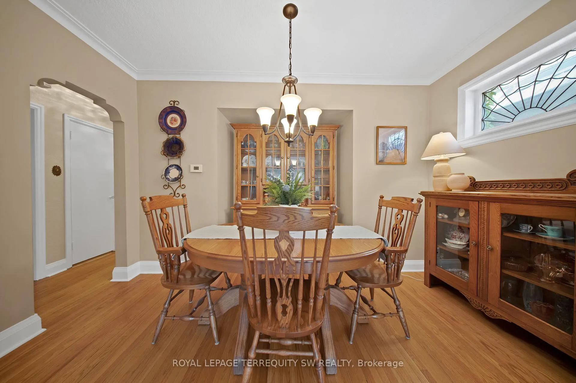 Photo 12 of 100 Harding Boulevard, Scarborough, Birchcliffe-Cliffside — HOMEH
