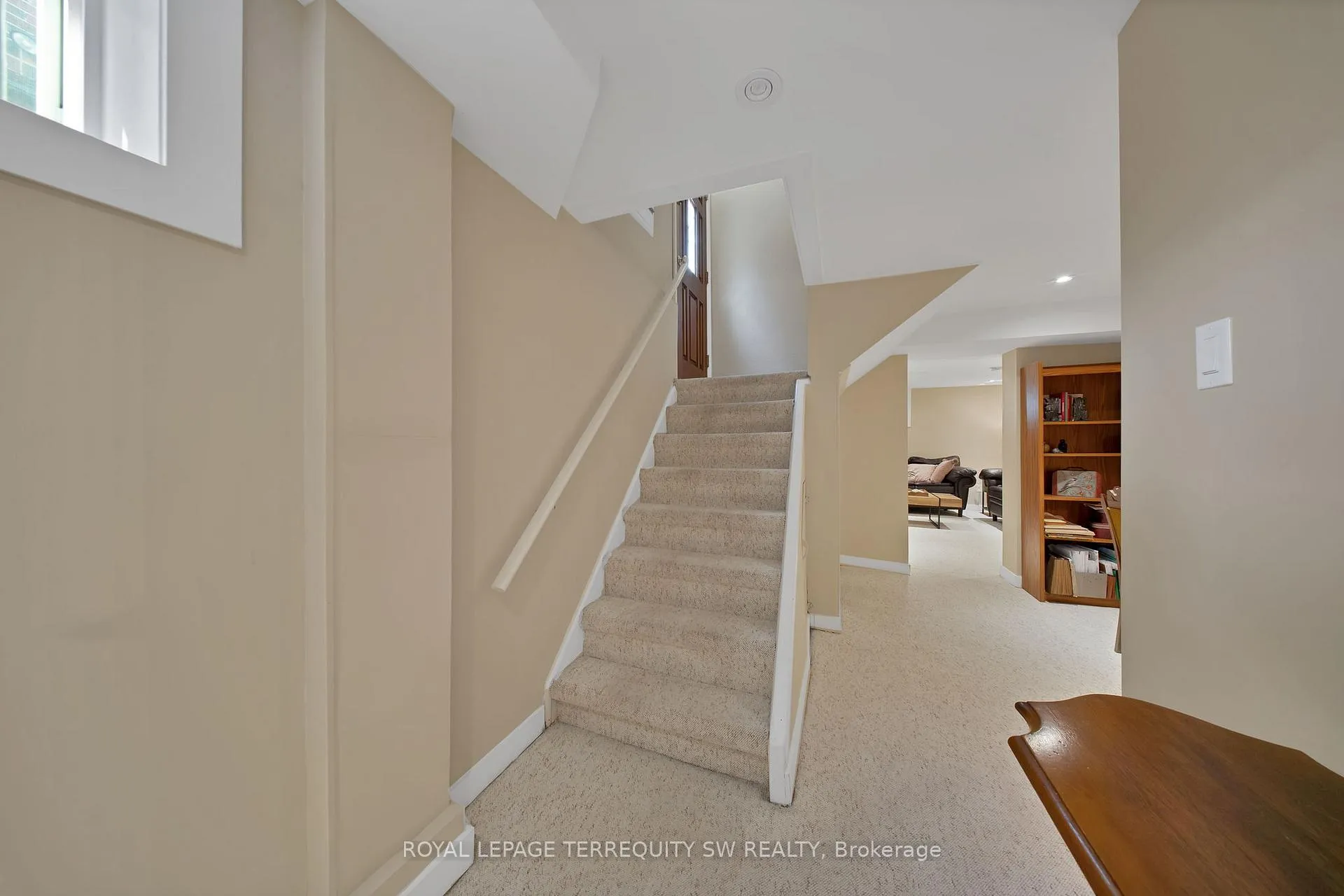 Photo 25 of 100 Harding Boulevard, Scarborough, Birchcliffe-Cliffside — HOMEH